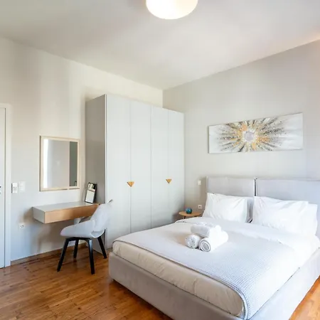 Classy In Koukaki, Walk To Metro & Acropolis Apartment Athens